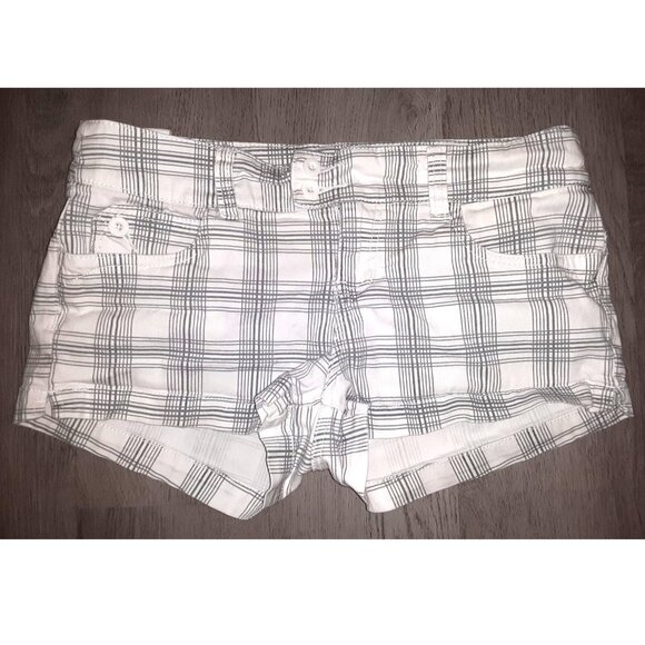 Y2k YMI Plaid Low Rise Micro Mini Short Booty Shorts Size 9 White Grey and Black - Picture 1 of 5